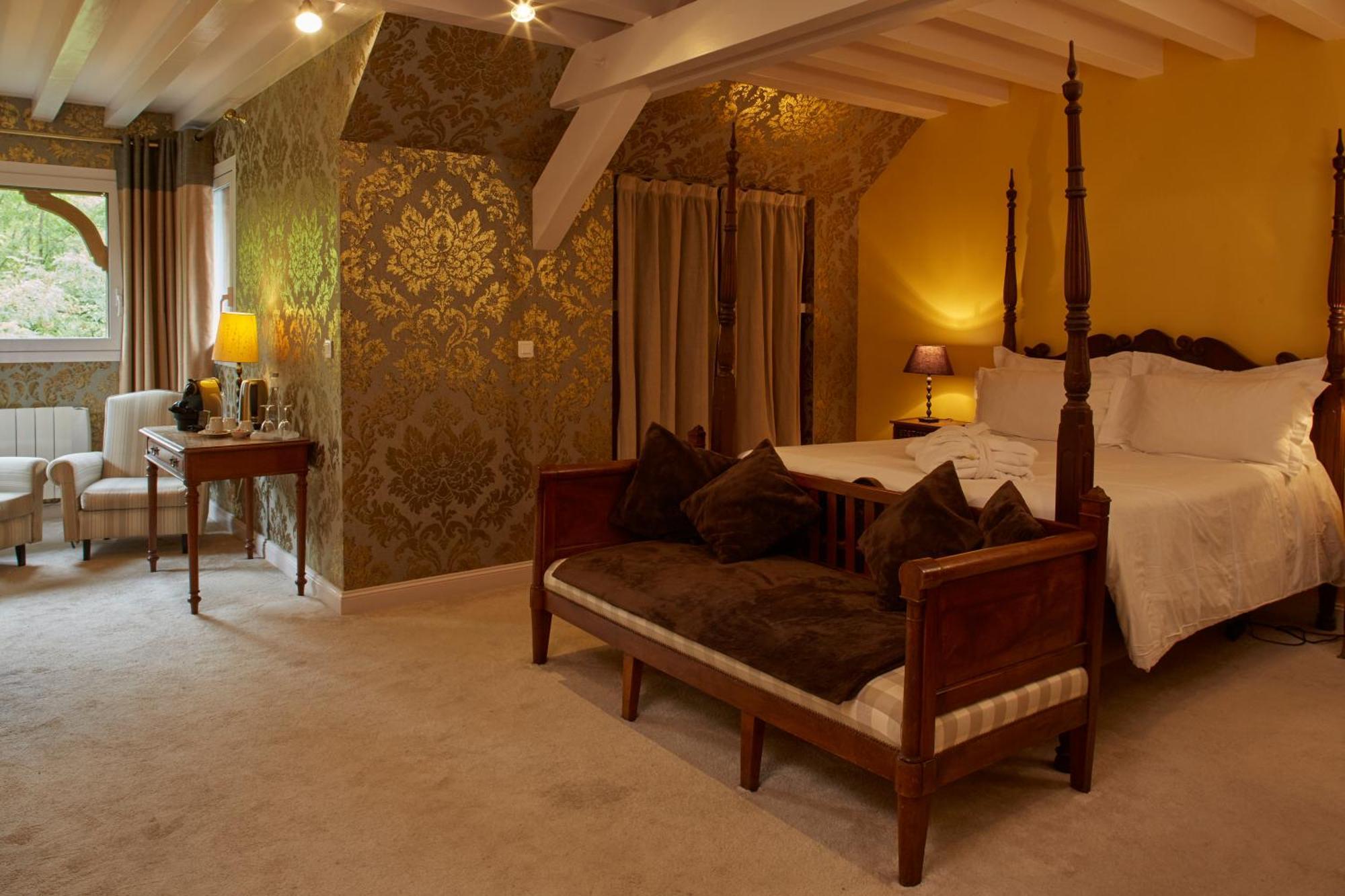 Hotel Chateau De Candie 4*