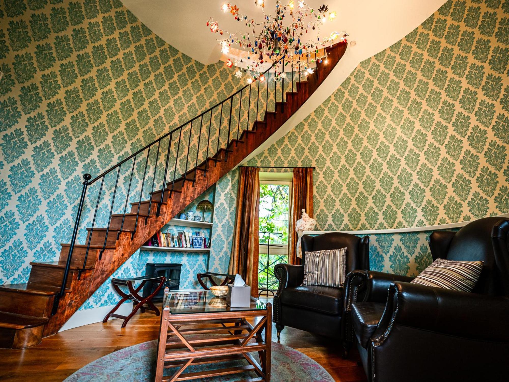 Château De Candie 4*
