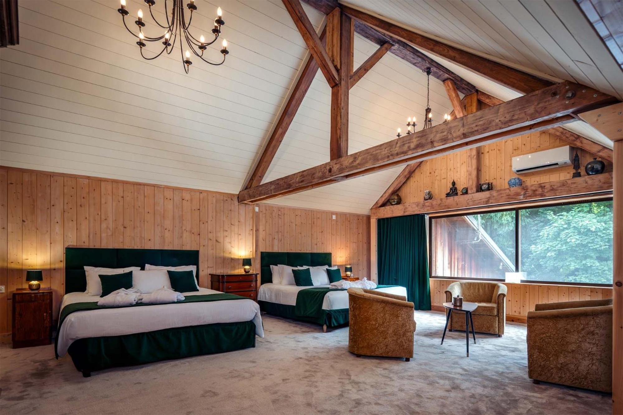 Chateau De Candie 4*